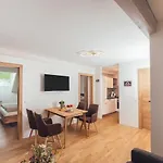 Naturoase Mirnock - Wandern & Mountainbike - Kaernten Card Inkl * 애프리츠