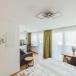 Naturoase Mirnock - Wandern & Mountainbike - Kaernten Card Inkl 아파트